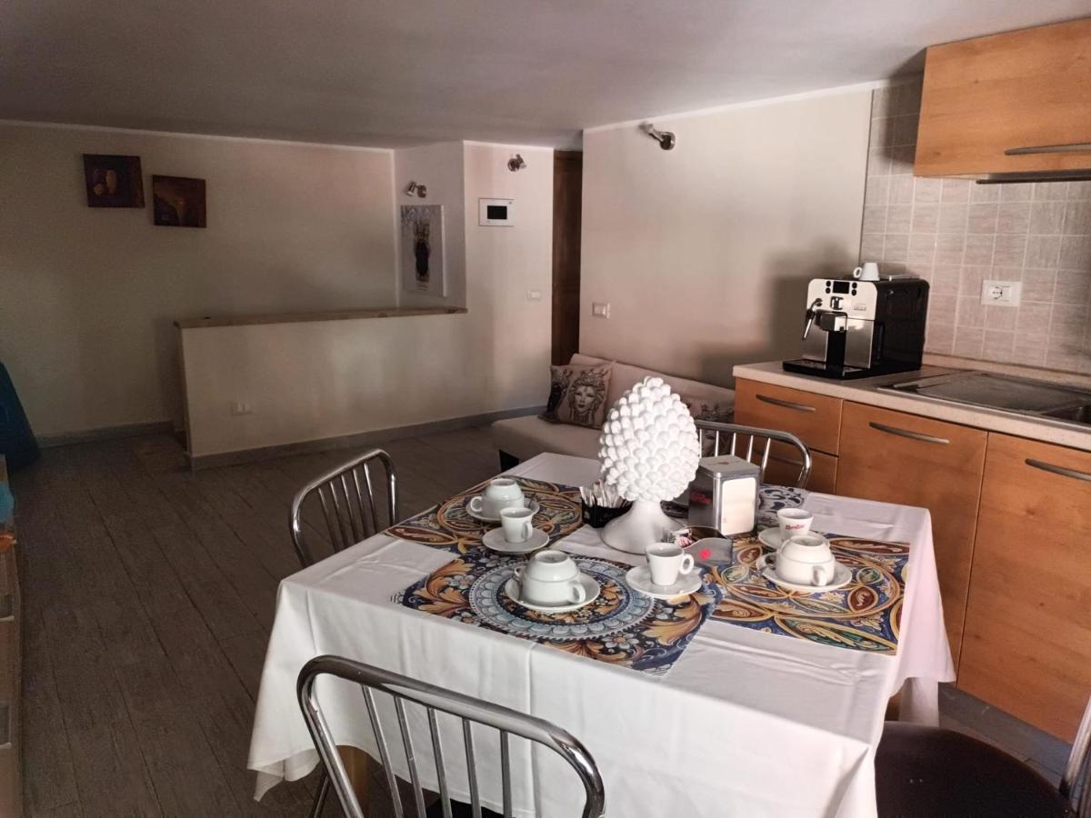 Casa Terramare Apartment ปาแลร์โม ภายนอก รูปภาพ